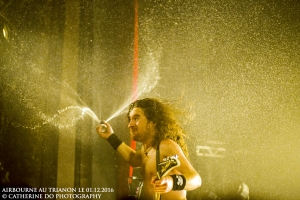 AIRBOURNE AU TRIANON LE 01.12.2016